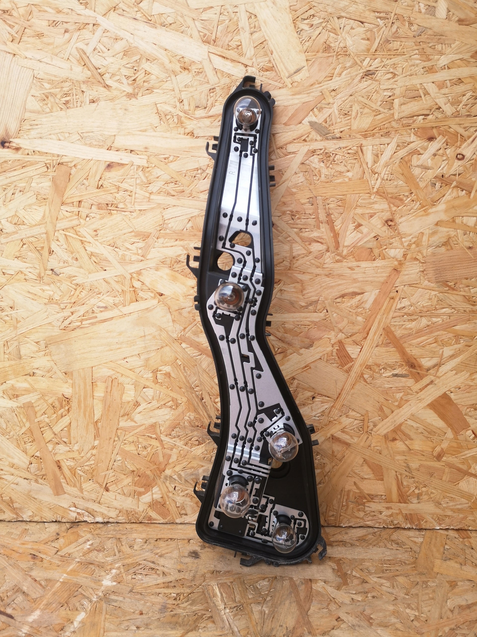 606681104R Dacia Jogger Stop Duyu Sağ Sol Orijinal