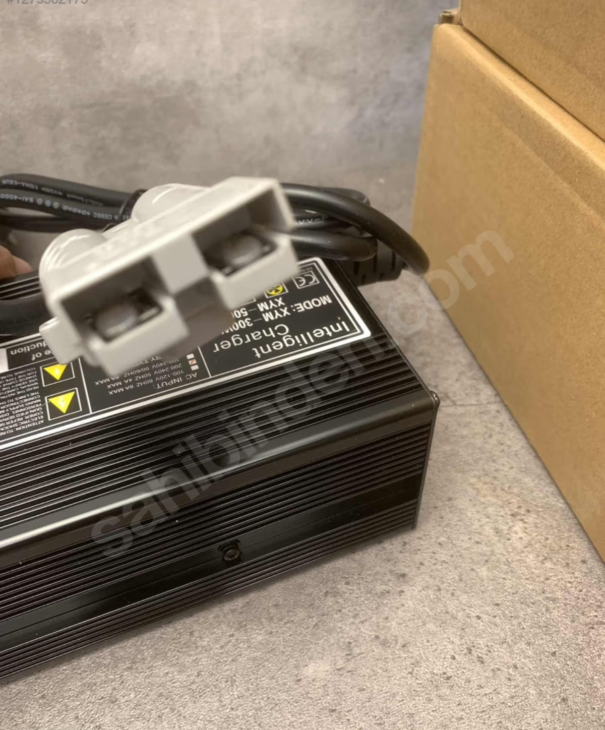 XYM500W 24v 15A LifePo4 Pil Şarj Cihazı