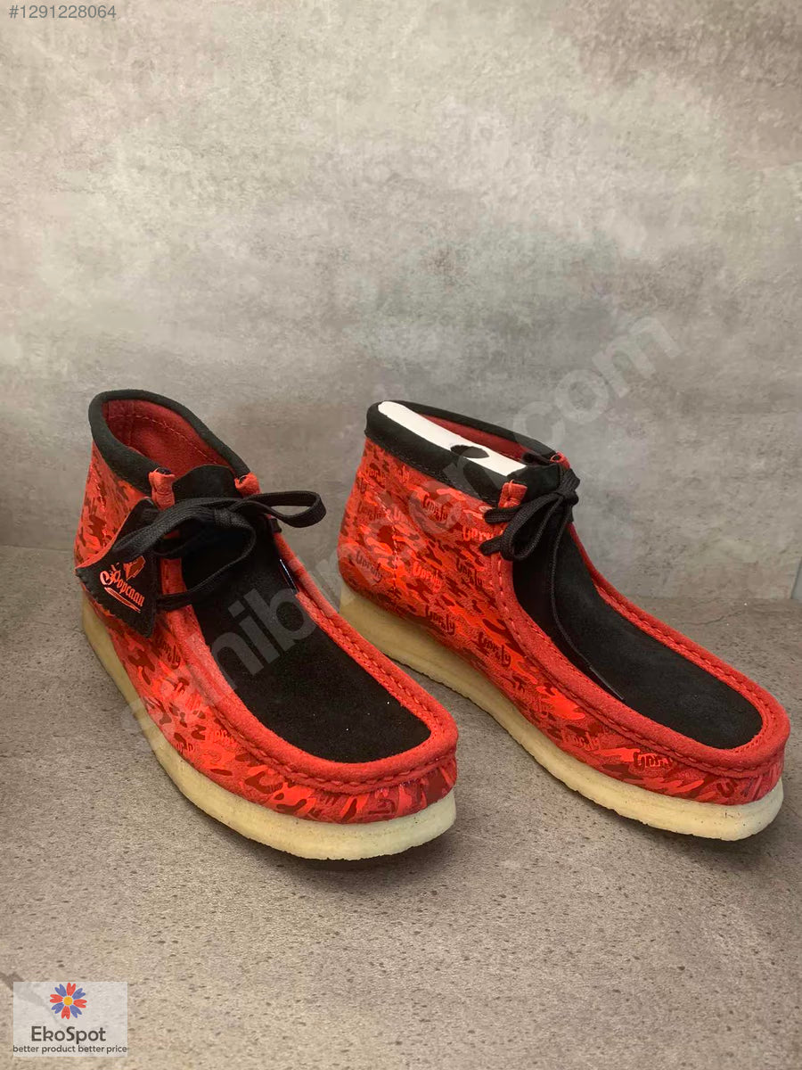 Clarks x Popcaan - Wallabee Boot - Red Camo - 42 Numara Ayakkabı,"9500"